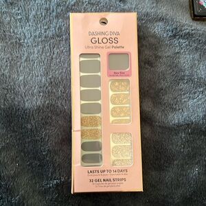 Dashing Diva Gloss Ultra Shine Nail Wraps *Lavender Dreams* Gel Palette